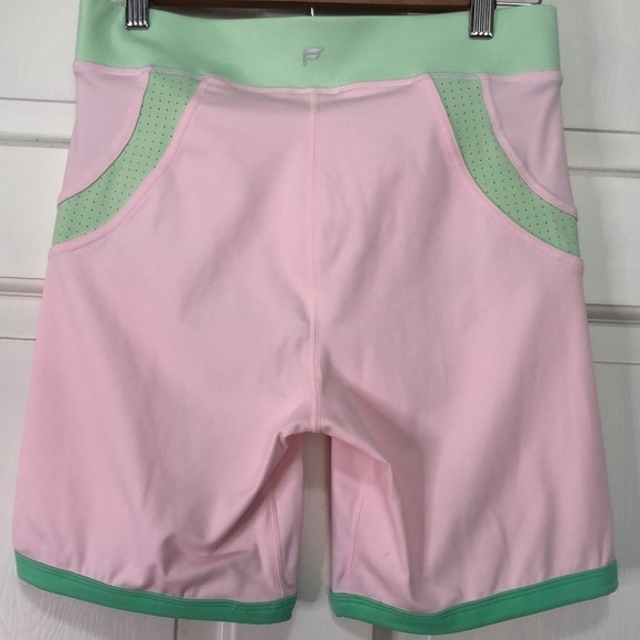 Fabletics high waisted motion 365 color block shorts size medium - Picture 5 of 11